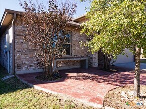 1502 Shim's Blvd in Killeen, TX - Foto de edificio - Building Photo