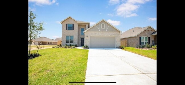 property at 19044 Pinewood Grove Trl