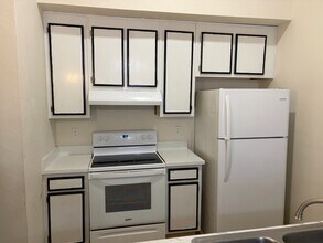 1812 W Tharpe St in Tallahassee, FL - Building Photo - Building Photo