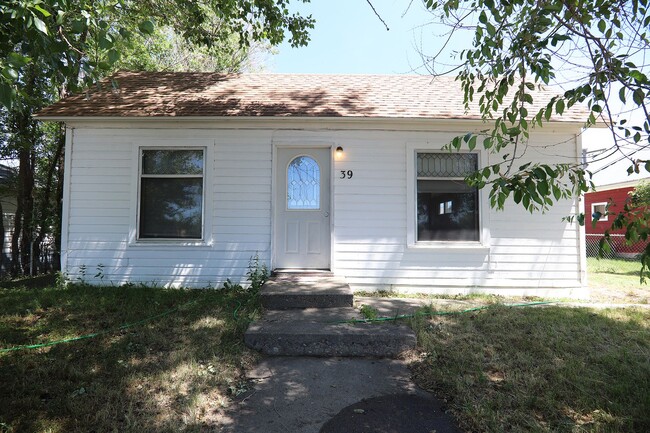 property at 39 N Sheridan Ave
