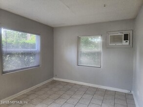 5149 107th St in Jacksonville, FL - Building Photo - Building Photo