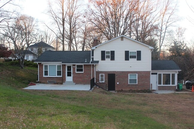 14013 Gadsen Ct in Upper Marlboro, MD - Building Photo - Building Photo