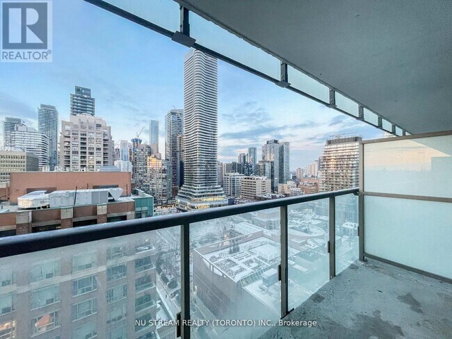property at 37 Grosvenor St