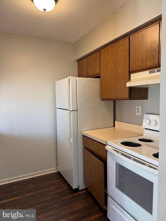 721 Timber Ln in Langhorne, PA - Foto de edificio