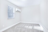 1143 Winston Dr photo'