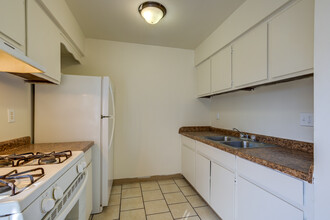 Rivershell Lansing Apartments in Lansing, MI - Building Photo - Interior Photo