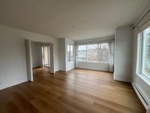 230 B St in Friday Harbor, WA - Building Photo - Building Photo