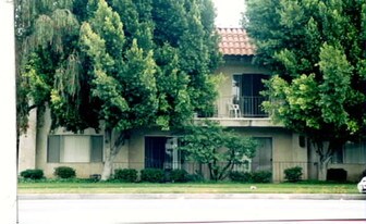 5020 Laurel Canyon Blvd Apartments