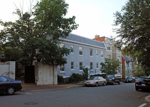 1619 30th St NW in Washington, DC - Building Photo - Building Photo