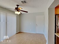 2869 Palleta Dr in Henderson, NV - Building Photo - Building Photo