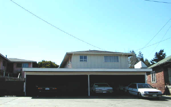 3537 Galindo St in Oakland, CA - Building Photo - Building Photo