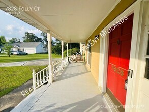 7828 Folly Ct in Columbia, SC - Foto de edificio - Building Photo