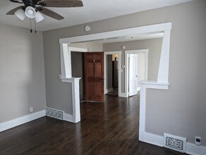 3155 Jackson St-Unit -3159 Jackson St in Omaha, NE - Building Photo - Building Photo