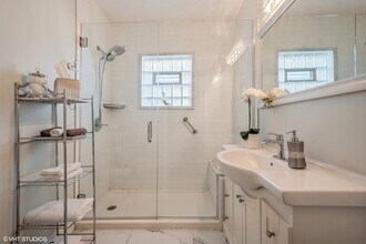 2018 Dodge Ave in Evanston, IL - Building Photo - Building Photo