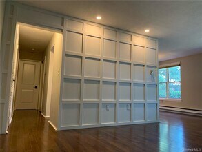 565 Sierra Vista Ln in Valley Cottage, NY - Building Photo - Building Photo