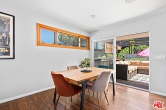 6052 W 76th St in Los Angeles, CA - Building Photo - Building Photo