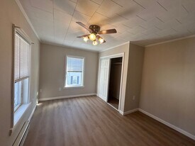 11 Federal St in Dover, NH - Building Photo