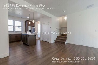 4617 Daybreak Rim Way in South Jordan, UT - Building Photo - Building Photo
