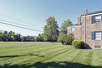 Franklin Village Apartments in Detroit, MI - Building Photo - Building Photo