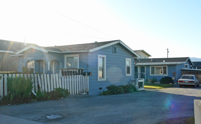 520 San Benito St in Salinas, CA - Foto de edificio - Building Photo