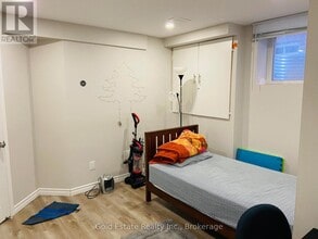 3158 Baytree Ct in Mississauga, ON - Building Photo - Building Photo