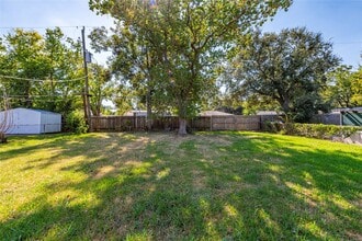 10914 Keese Dr in Houston, TX - Building Photo - Building Photo