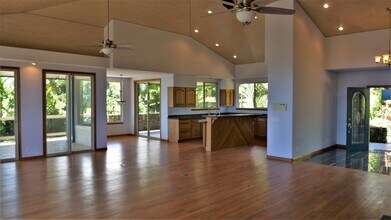475 Kaukini Loop in Wailuku, HI - Building Photo - Building Photo