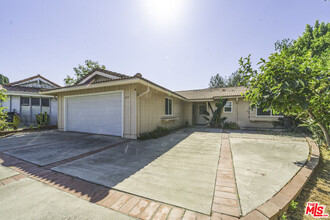 477 Elevado Terrace in Monterey Park, CA - Foto de edificio - Building Photo