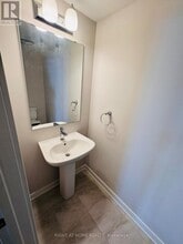 794 Kinstead Pvt in Stittsville, ON - Building Photo - Building Photo