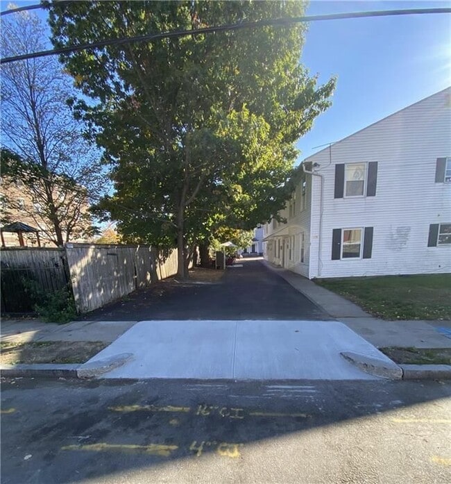 174 Daboll St in Providence, RI - Building Photo - Building Photo