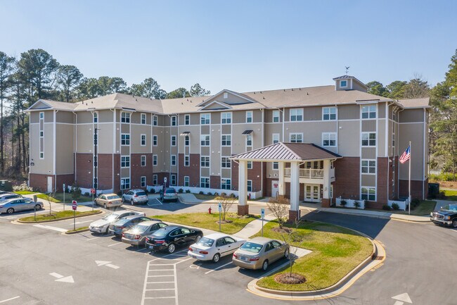 Ryan Spring in Cary, NC - Foto de edificio - Primary Photo