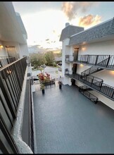 4013 N Ocean Dr, Unit 306 in Fort Lauderdale, FL - Foto de edificio - Building Photo