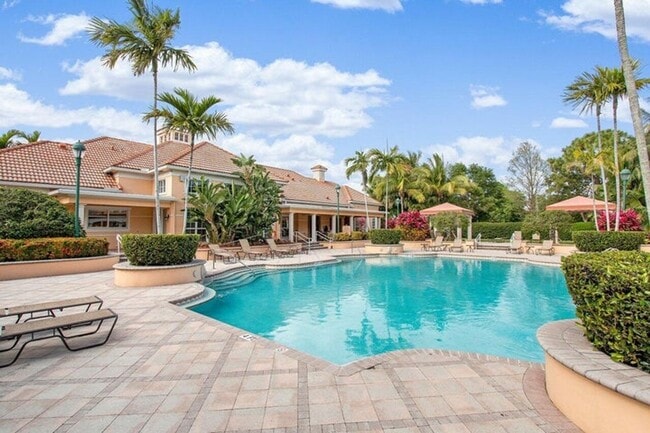 property at 2016 Alta Meadows Ln