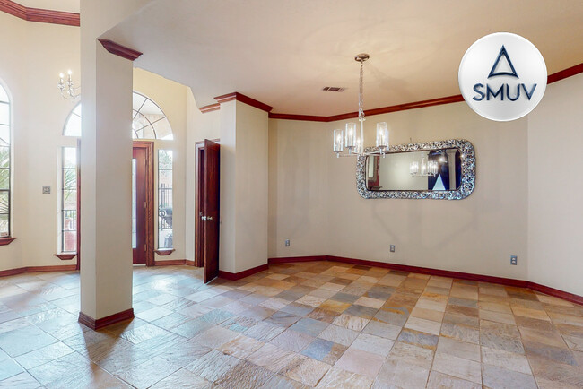 6983 Oakwood Park in Houston, TX - Building Photo - Building Photo