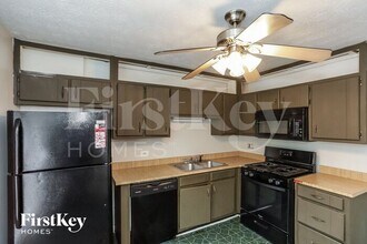 4550 Glory Dr in Austell, GA - Building Photo - Building Photo