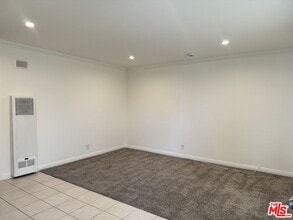 2400 Vanderbilt Ln in Redondo Beach, CA - Building Photo - Building Photo