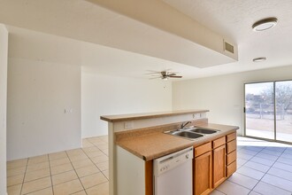 15147 S Yava Rd-Unit -B in Arizona City, AZ - Building Photo - Building Photo