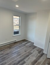 10 Boston St, Unit #3 in Boston, MA - Building Photo - Building Photo