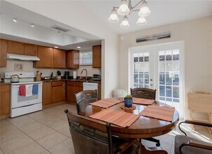 1848 N Washington Ave in Clearwater, FL - Foto de edificio - Building Photo