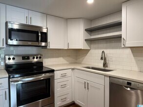 2717 Highland Ave in Birmingham, AL - Building Photo - Building Photo