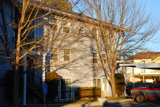 Cornerstone Apartments in Spokane, WA - Building Photo - Building Photo