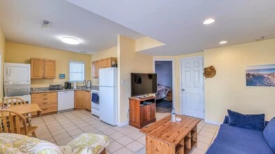 5800 Boardwalk, Unit 100 in Ventnor City, NJ - Building Photo - Building Photo