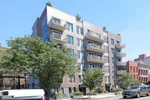 845 Grand St in Brooklyn, NY - Building Photo