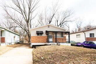 10332 Baron Dr in St. Louis, MO - Building Photo - Building Photo