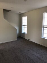 383 Mesa Ln in York, PA - Building Photo - Building Photo