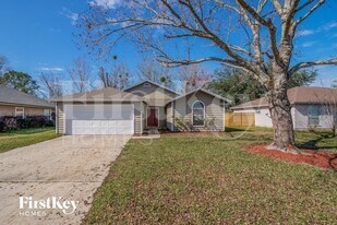 7734 Pikes Peak Dr in Jacksonville, FL - Building Photo