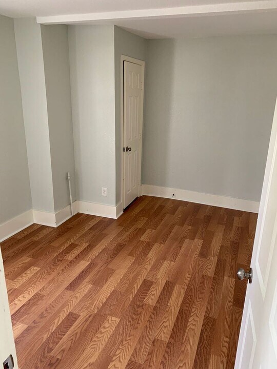 1294 Cartwright St in Beaumont, TX - Building Photo
