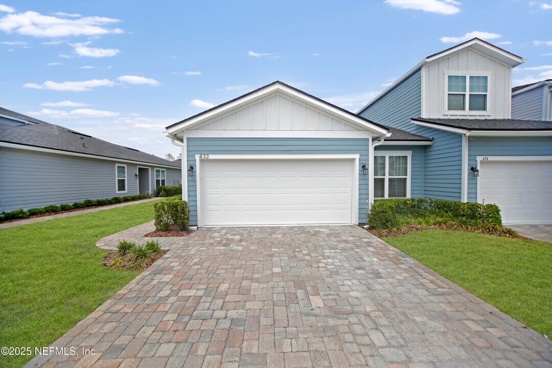 432 Pine Bluff Dr in St. Augustine, FL - Building Photo