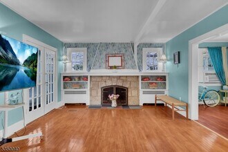 40 Fairway Dr in West Orange, NJ - Building Photo - Building Photo