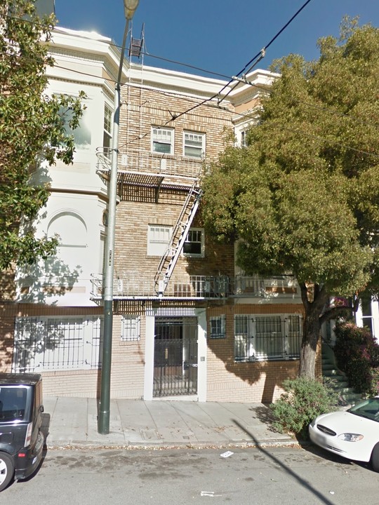 140 Haight St in San Francisco, CA - Building Photo